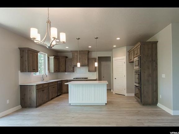 4th image of 1115 N 1430 W #6