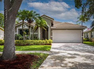1345 NW 167th Ave, Pembroke Pines, FL 33028