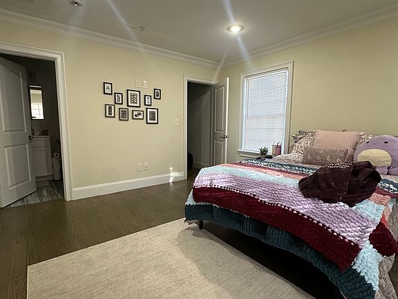 5th image of 56 Cedar St #2