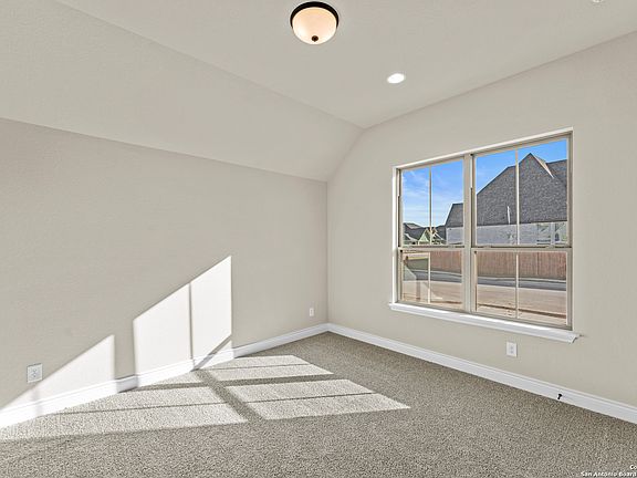 3rd image of 3016 Bristow Park