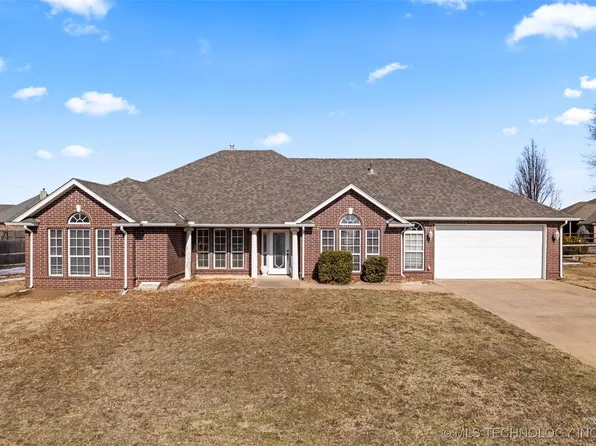 4313 W 6th St, Skiatook, OK 74070