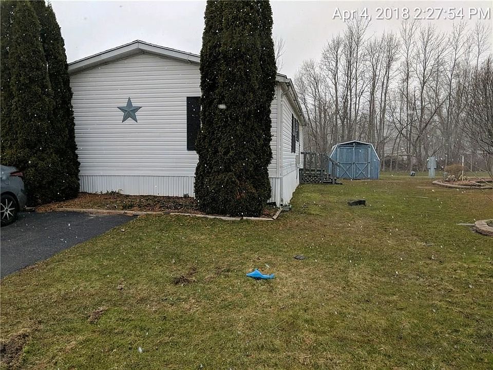 1st image of 513 Rockview Dr