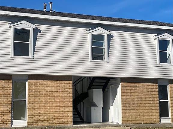2nd image of 4321-23 Joycelyn Dr