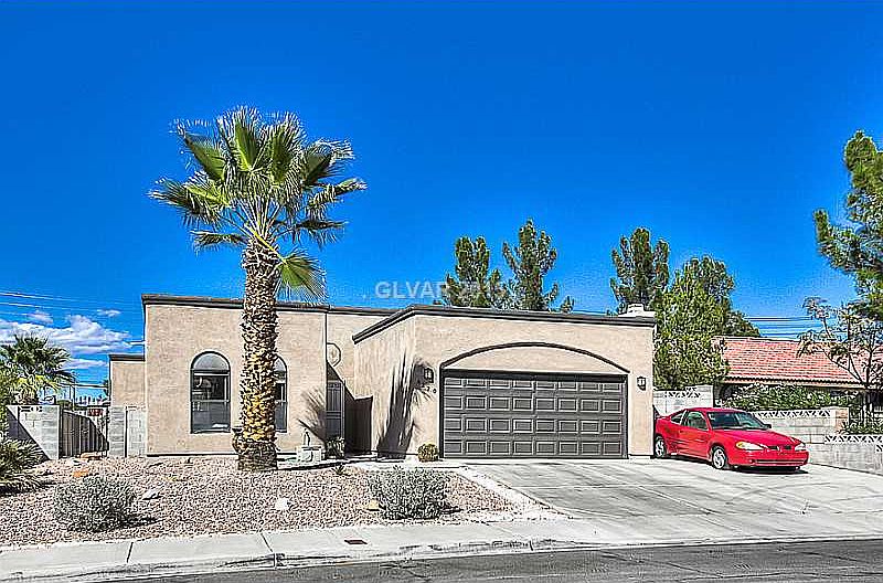 1st image of 6220 Desert Sun Dr