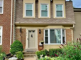 5513 Lakewhite Ct, Fairfax, VA 22032