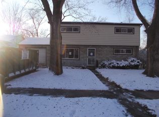 2609 18th St, Rockford, IL 61109