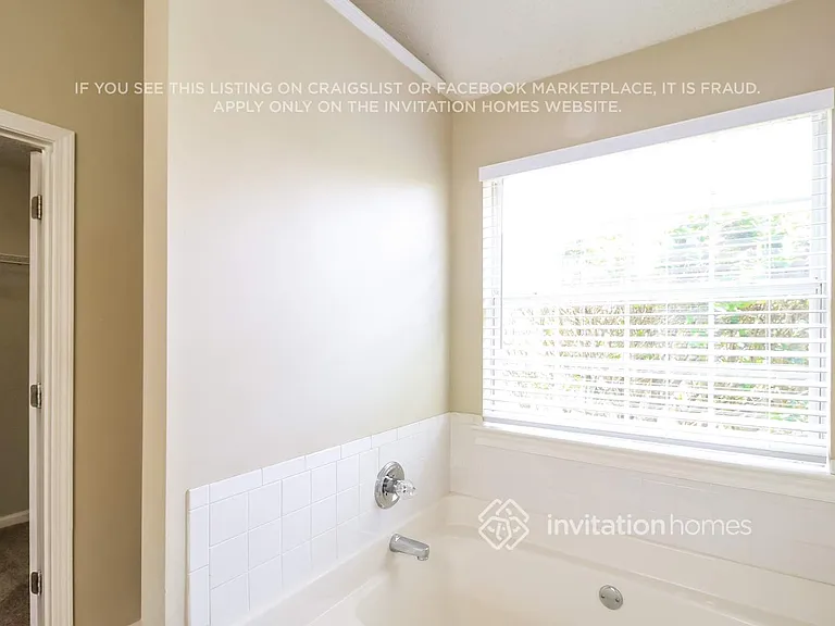 1692 Zacharys Way — Photo 13