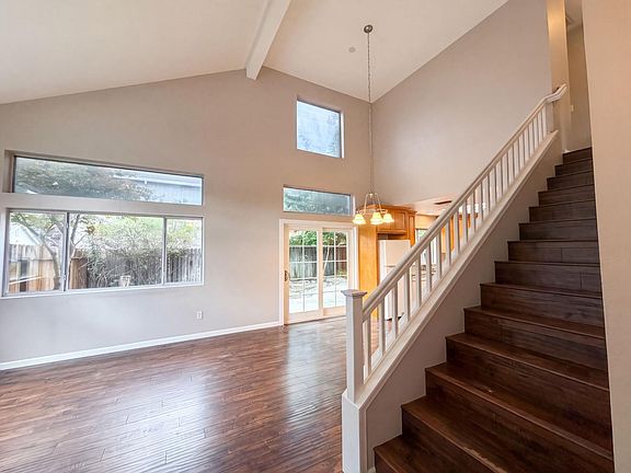 3rd image of 6310 Laguna Mirage Ln