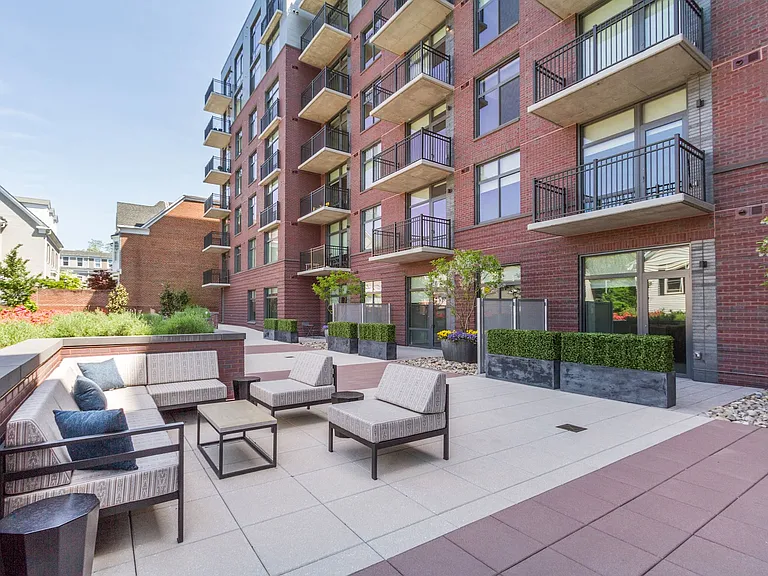 Even More Outdoor Living!