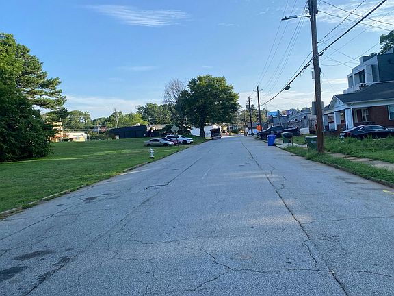 5th image of 840 Westmont Rd SW