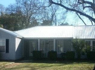 4 E Kennedy St #B, Statesboro, GA 30458
