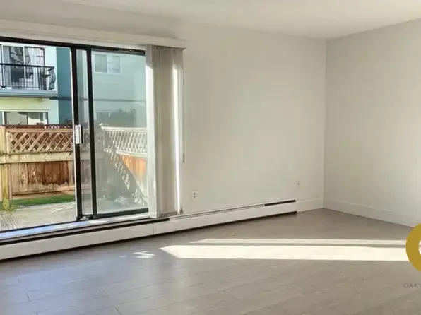 8051 Ryan Rd #1A, Richmond, BC V7A 2E4