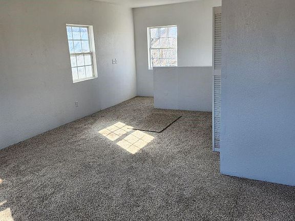 2nd image of 814 N Stewart Ave