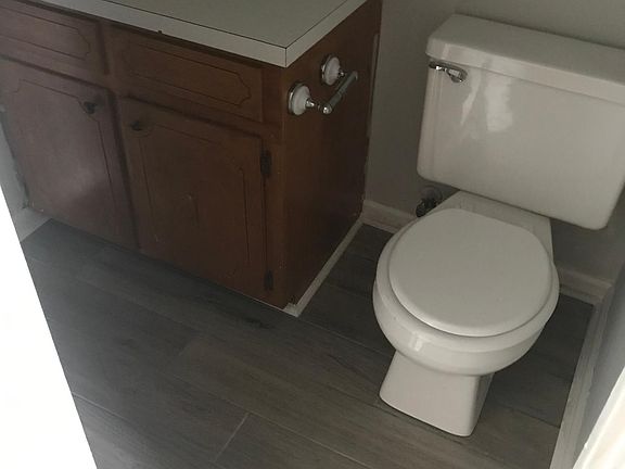 4th image of 340 U2 Haven Dr