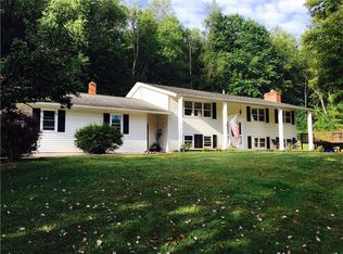 232 Foster Rd, Beaver Falls, PA 15010