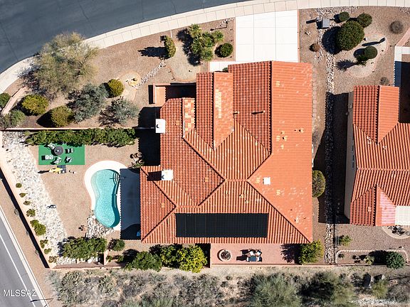 3rd image of 2020 E Bighorn Mountain Dr