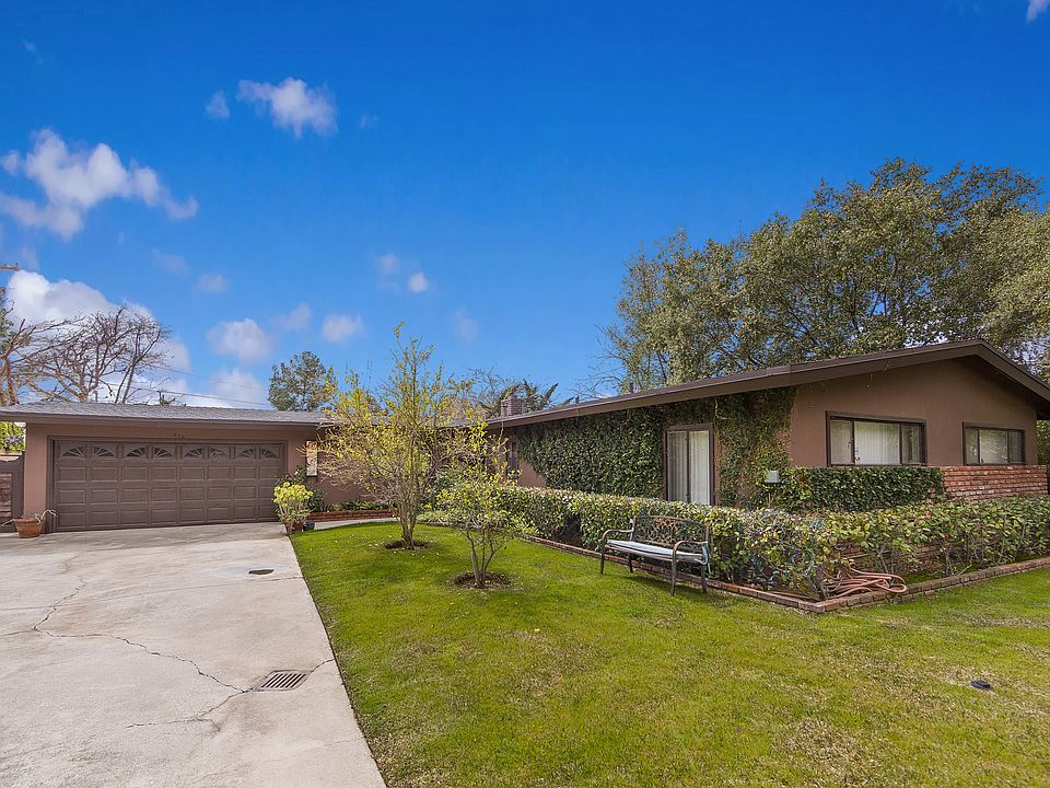 1st image of 216 E Loma Alta Dr