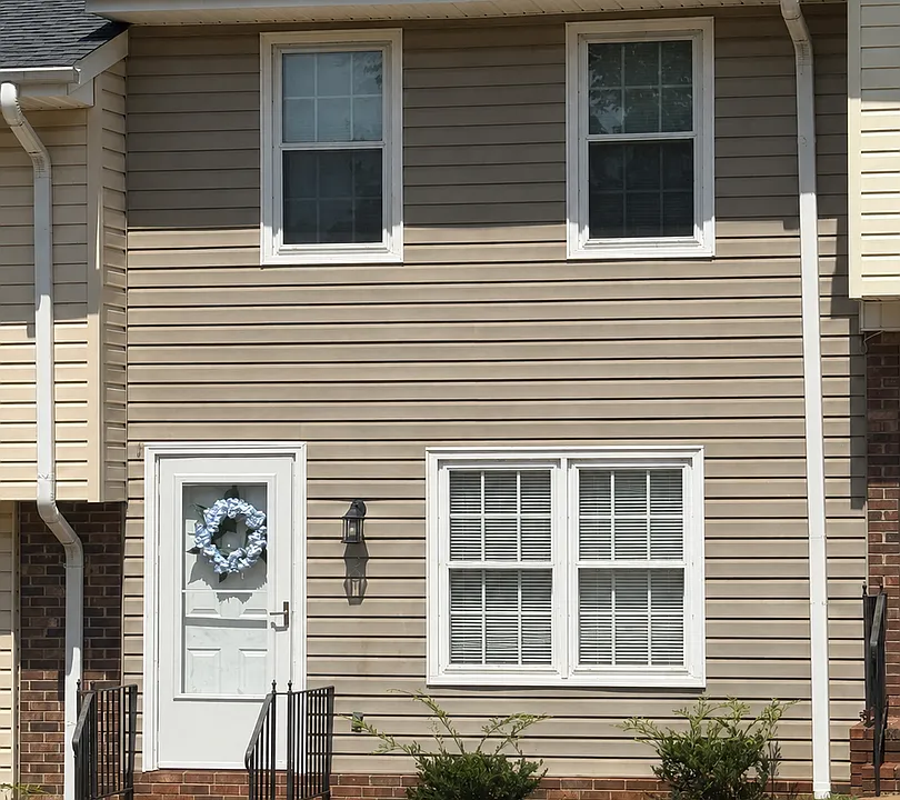 301 E Lake Dr #3