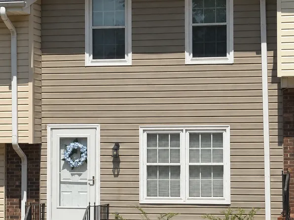 301 E Lake Dr APT 3, Mocksville, NC 27028