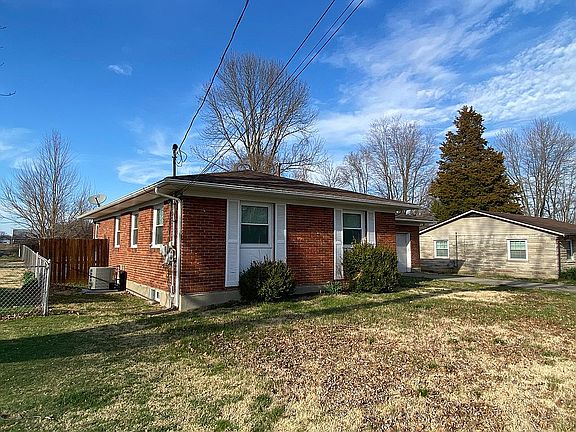 3rd image of 5205 Constance Dr