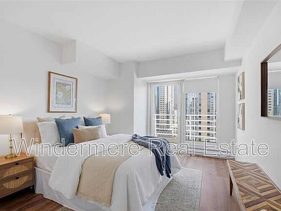 3rd image of 1415 2nd Ave