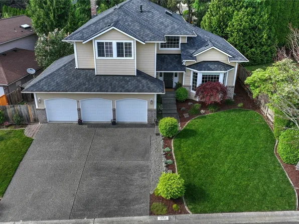 1952 S 371st Pl, Federal Way, WA 98003