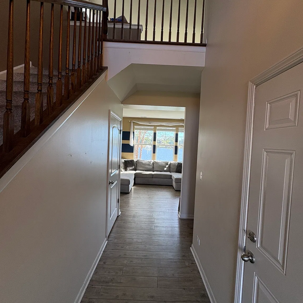 1437 Lighthouse Ln — Photo 2