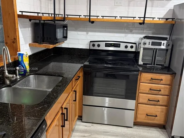 410 NW 68th Ave APT 517, Fort Lauderdale, FL 33317