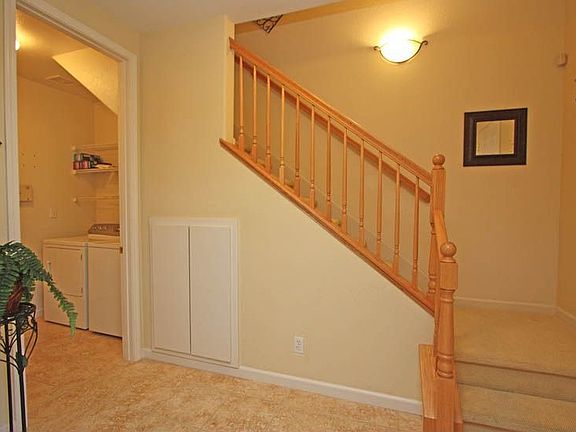 2nd image of 4867 Swinford Ct