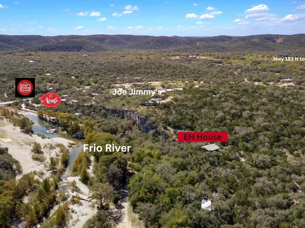 140 A County Road 392, ConCan, TX 78838