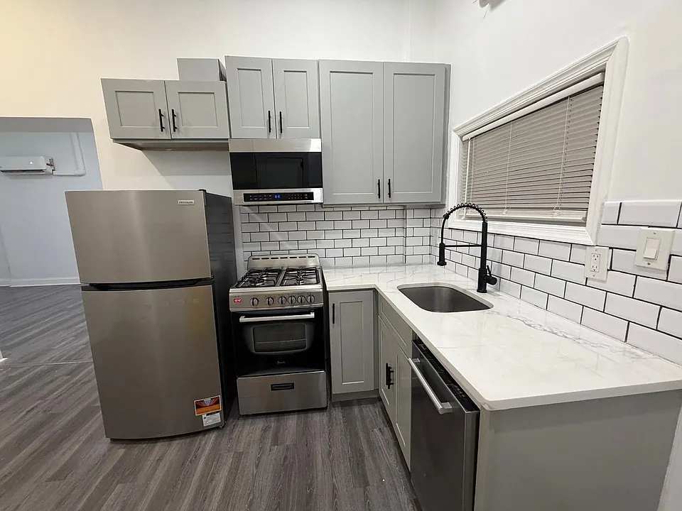 406 Communipaw Ave #4