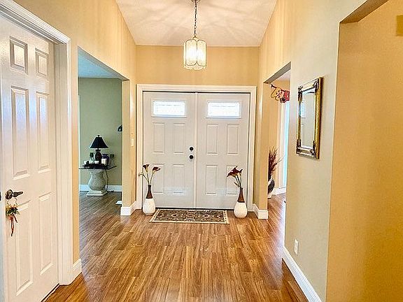 Large Entry Foyer