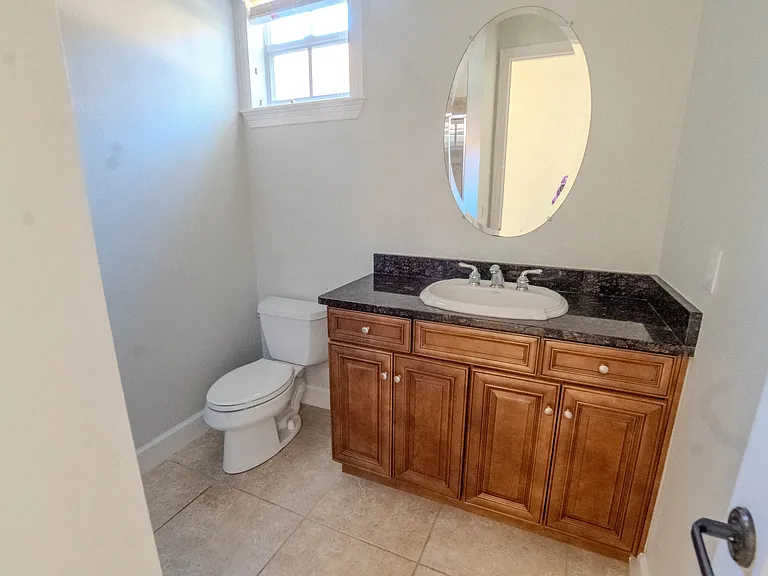 8122 Whitford Ct — Photo 12