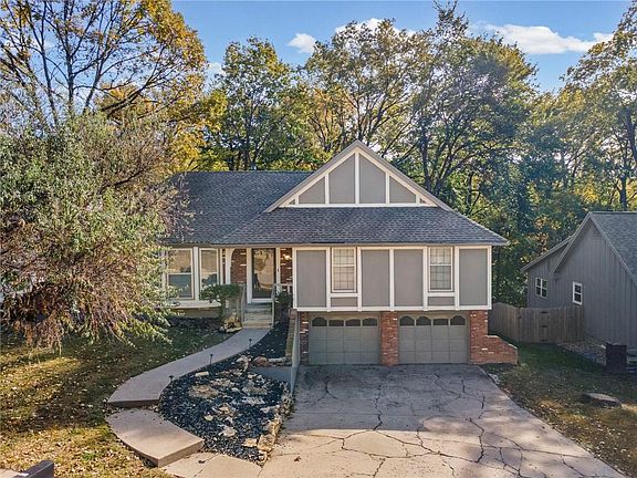 4th image of 523 Lancelot Dr