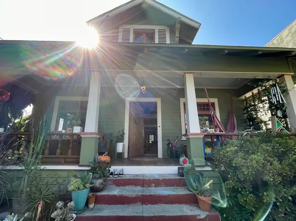 1143 N Benton Way, Los Angeles, CA 90026