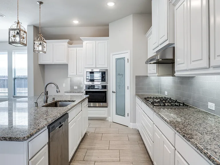 3411 Kodiak Dr — Photo 6