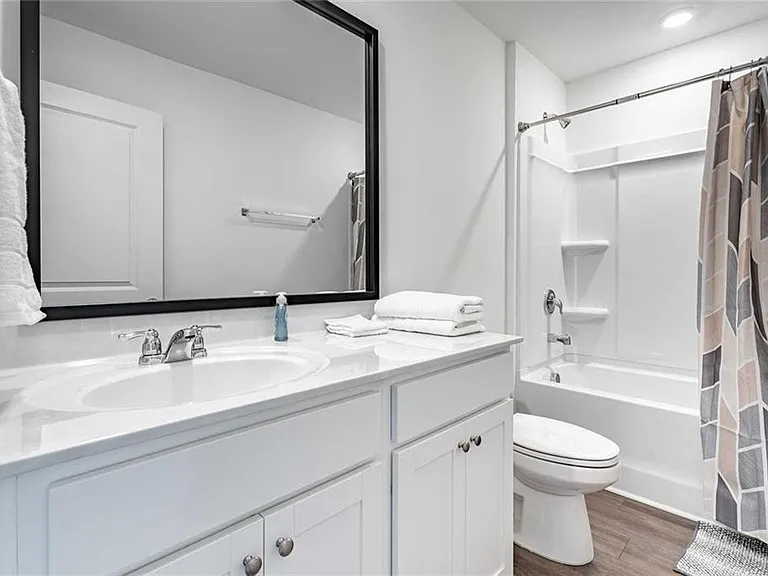 8317 Hunters Grove Rd — Photo 25