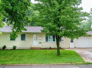 2830 16th Ave, Marion, IA 52302