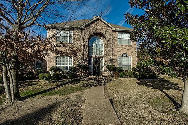 1st image of 1025 Courtney Cir