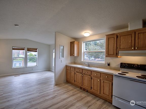5th image of 2635 Trevue Avenue SW