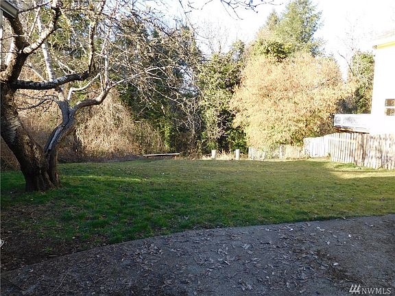 4th image of 704 Turner Ave