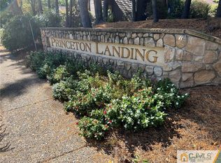 2211 Sayre Dr, Princeton, NJ 08540