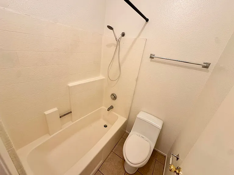 10411 Garden Grove Blvd #12 — Photo 16