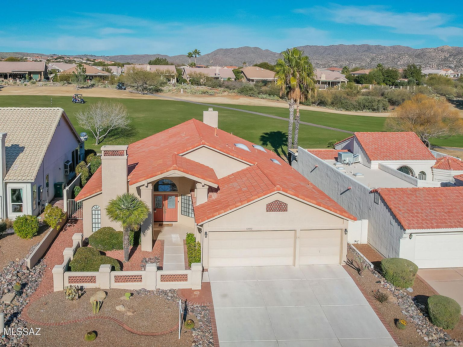 65440 E Rolling Hills Dr