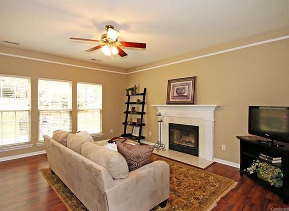 5th image of 137 Misty Arbor Ln