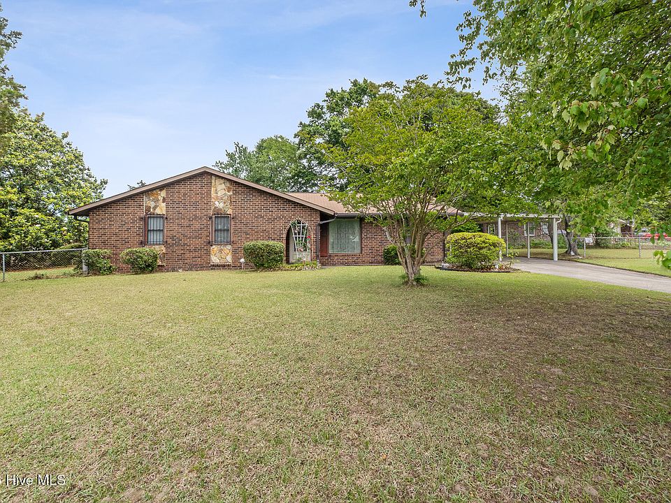 1st image of 4537 Shawnee Dr