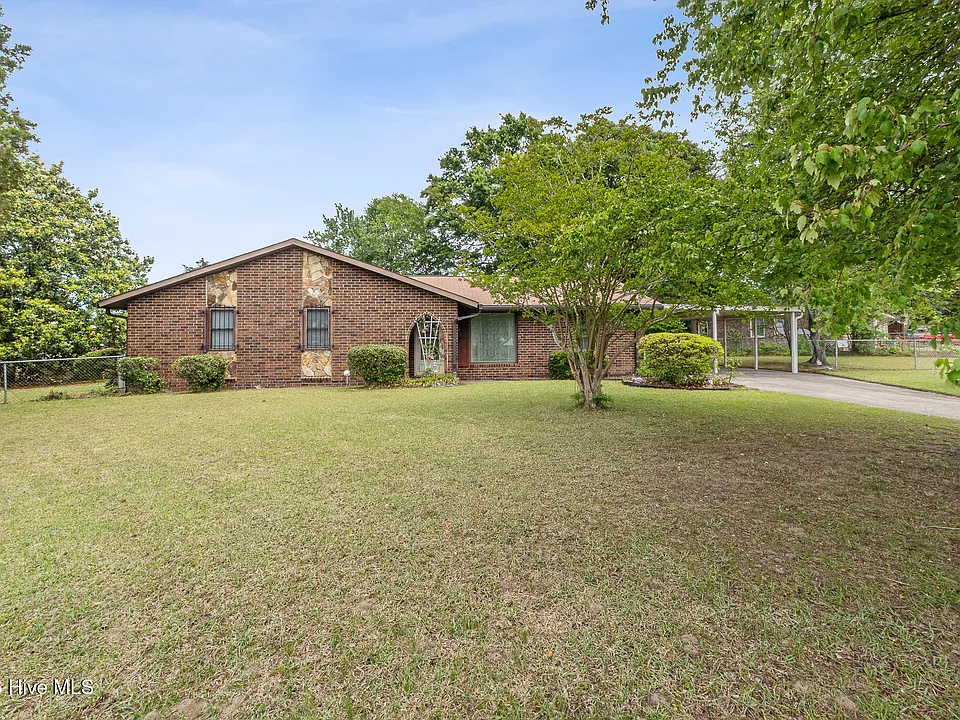4537 Shawnee Dr