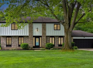 8435 Stoney Brook Dr, Chagrin Falls, OH 44023