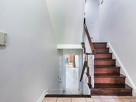 5th image of 170 Havelock Dr #6