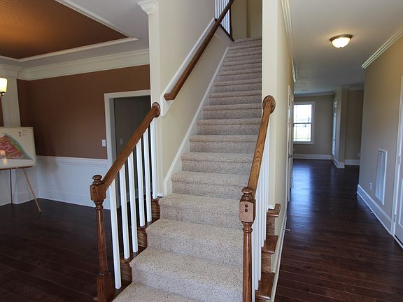 4th image of 56 Treewood Ln #248